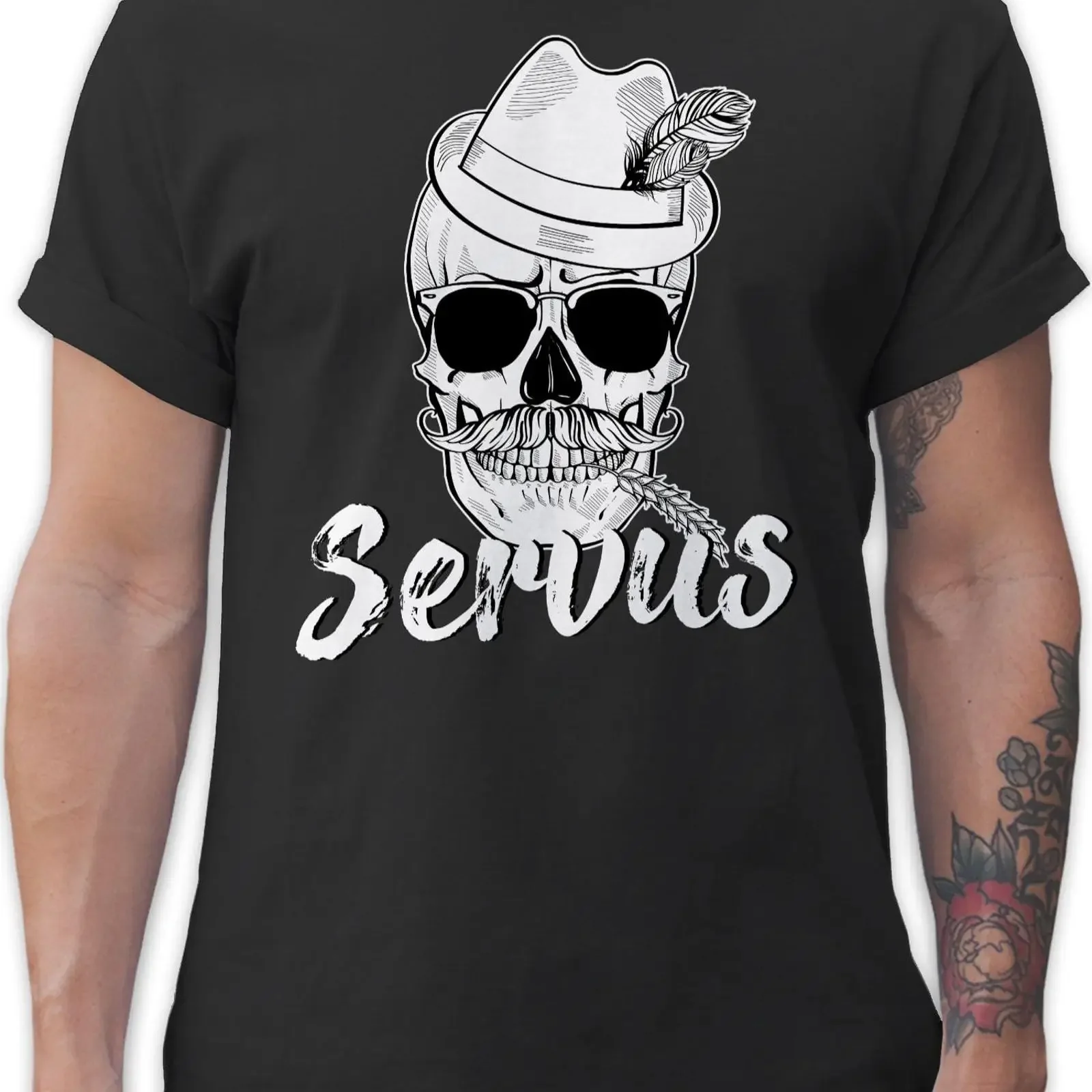 Фото Мужская футболка T Shirtracer, совместимая с Oktoberfest Bavaria Skull Servus, винтажная, слегка потертая, с графическим принтом, удобная. №1
