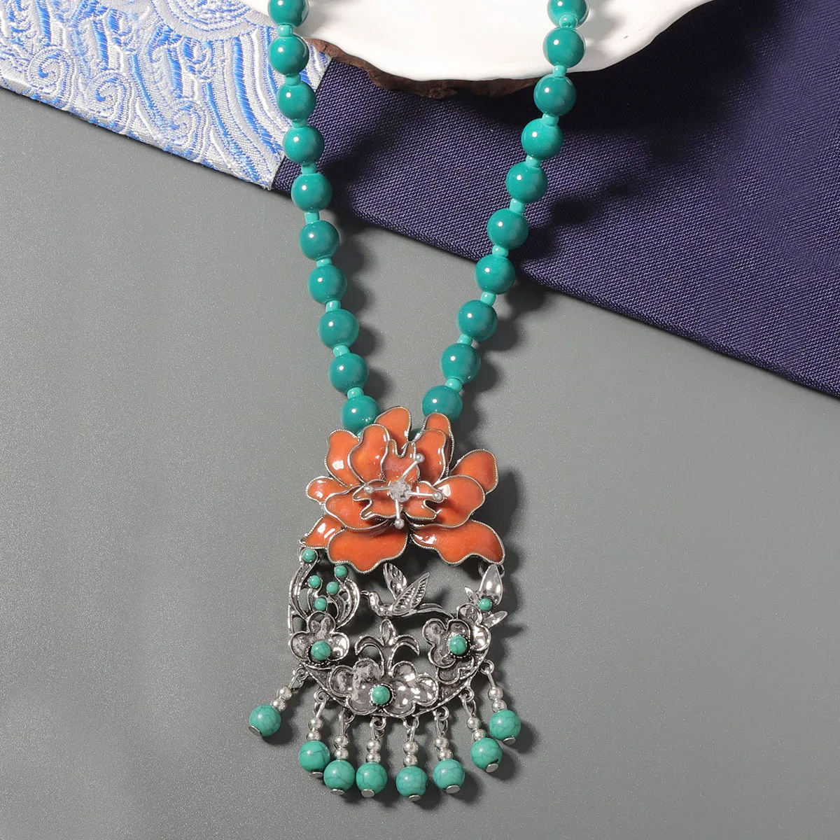 Ожерелье с подвеской из сплава ZAA