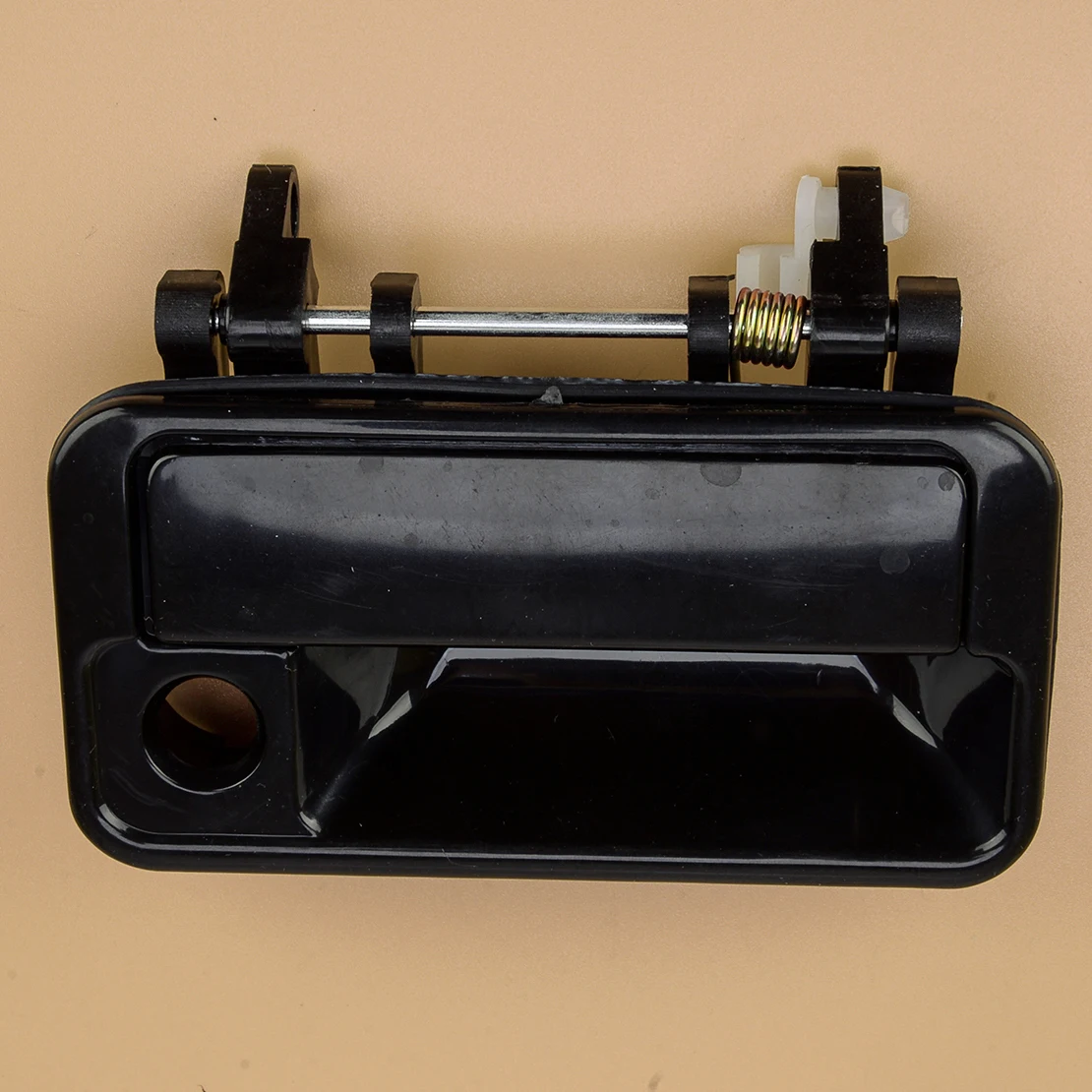 

Черная Автомобильная передняя правая наружная дверная ручка 8281060B025PK подходит для Suzuki Swift Chevrolet Sprint Geo Metro Pontiac Firefly