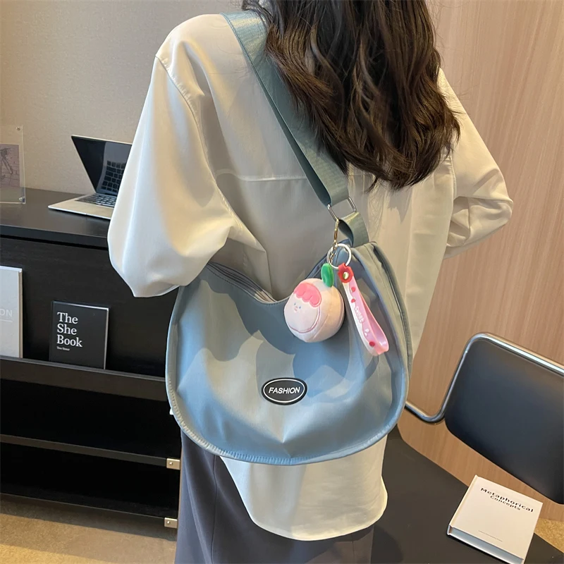 Cute casual nylon women's bag 2023 new single shoulder crossbody bag fashion tote travel shopping bag purse Schoolbag for girls