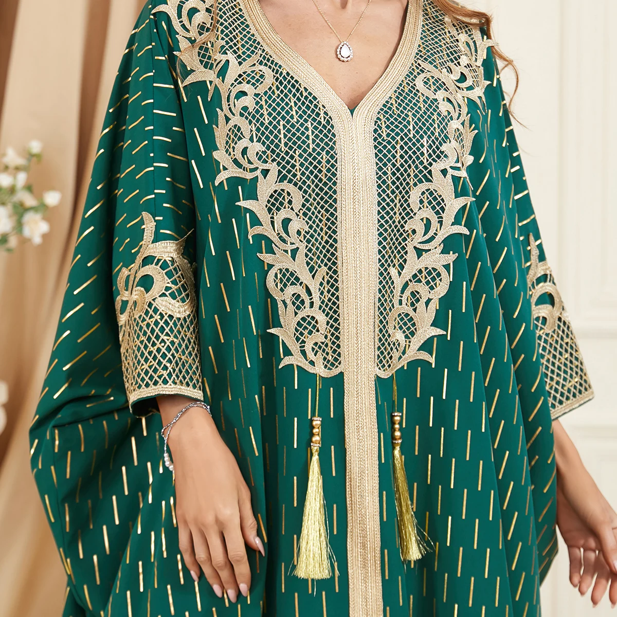 BNSQ Muslim Abaya for Women Long Dresses Dubai V Collar Pendant Bat Sleeves Turkey African Caftan Vest