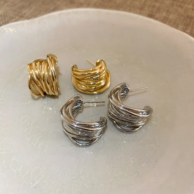 Металлические серьги-гвоздики XIALUOKE в стиле панк с вырезами, геометрические серьги для женщин, минималистичные золотые серьги, украшения