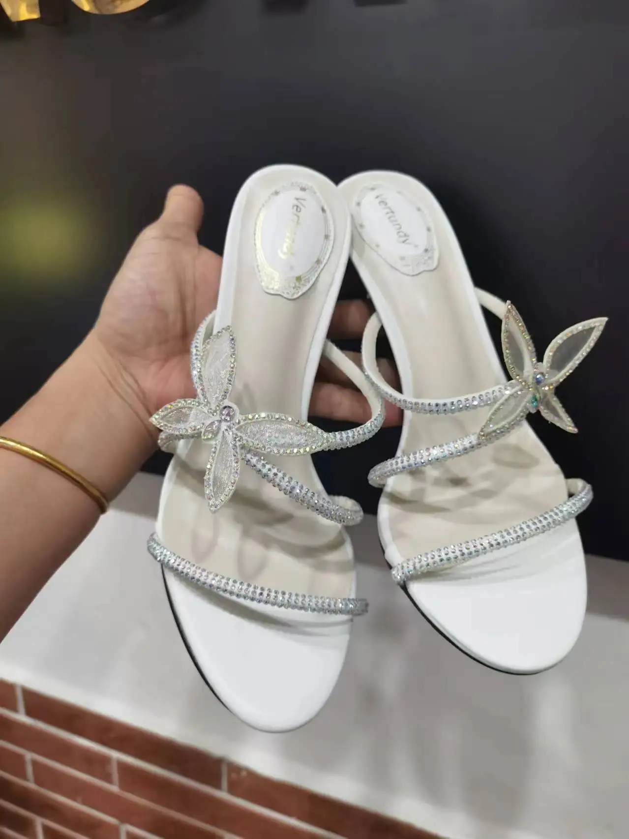 Женские тапочки большого размера 42