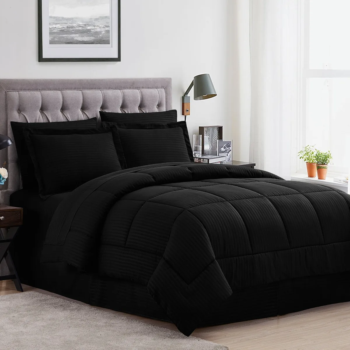 

Home Collection Black 8 Piece Bed in a Bag Comforter Set with Sheets, Queen