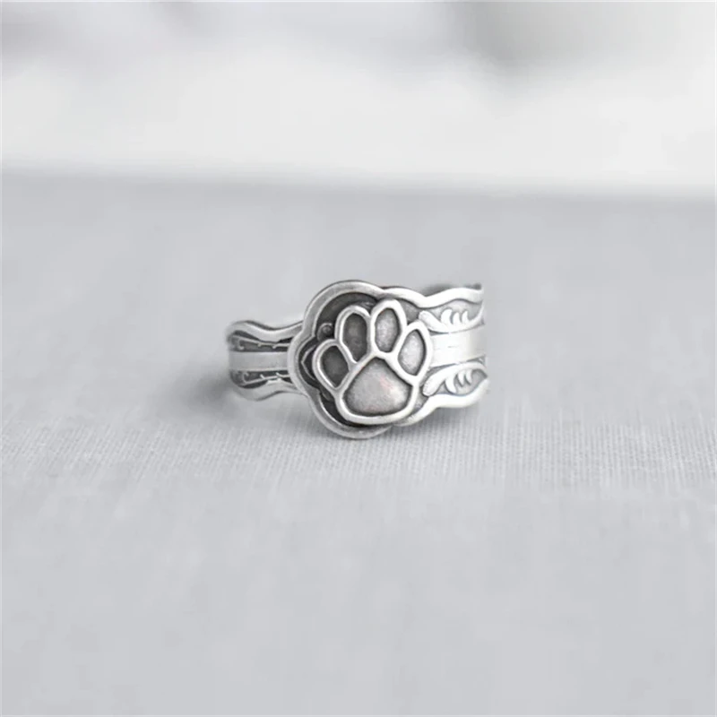 

Sweet Romantic Female Animal Paw Print Irregular Shape Ring Fashion Glamour Women Silver Color Metal Ring Party Gift Jewelry