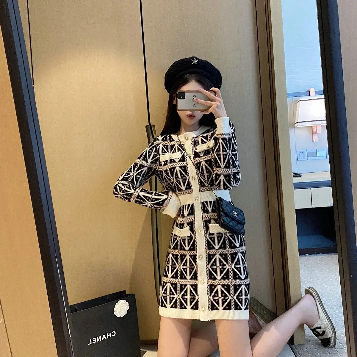

Spring And Autumn 2022 New Plaid Dress Commuter Round Neck Women's Waist Style Knitted Skirt