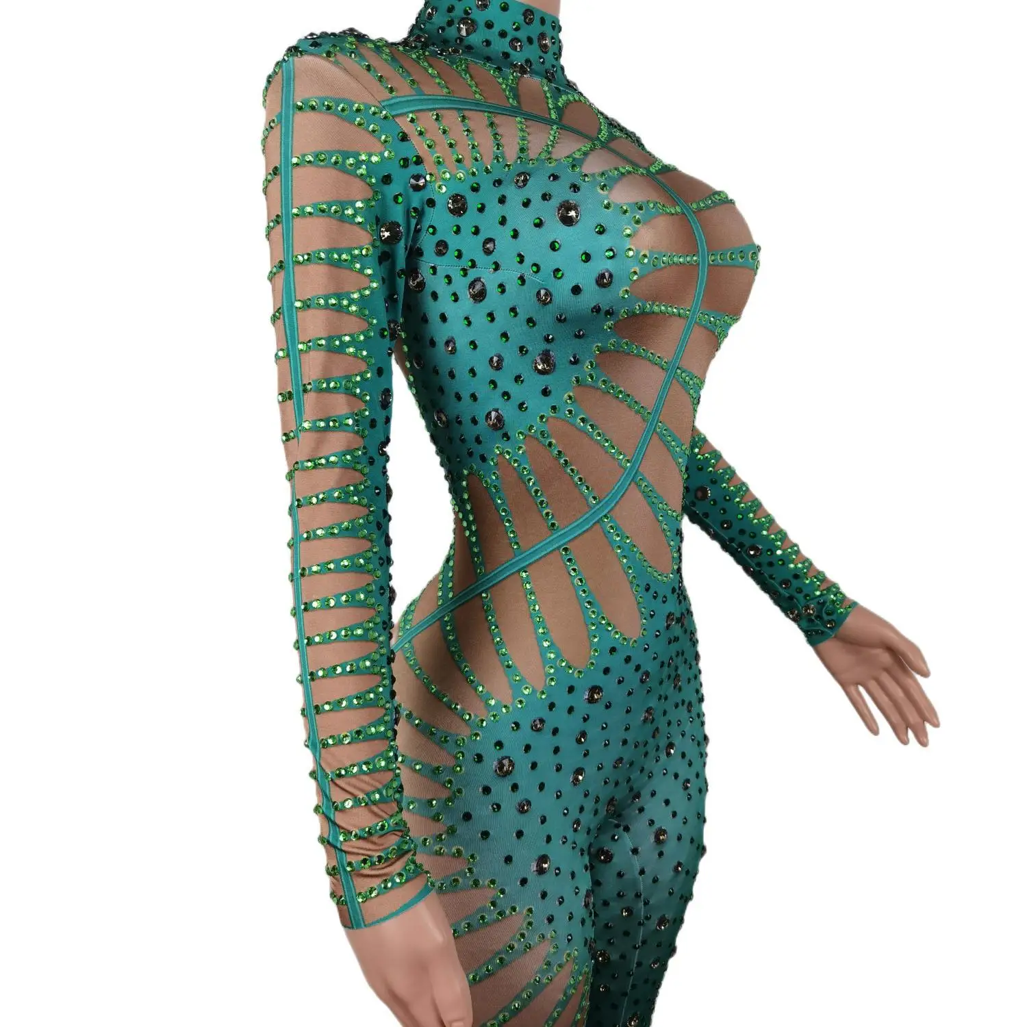 Рисунок 5 - Женский зеленый женский комбинезон