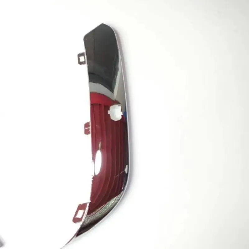 

04806124AA 04806125AA 04805938AA полоса переднего бампера с отверстием для мойки головной лампы для Jeep Chrysler 300C 2005-2010 автомобильные аксессуары