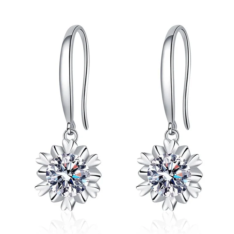 

wz00774 Lefei Fashion Classic Luxury Fine Snow Moissanite Dangle Heart Star Earrings For Women 925 Sterling Silver Party Jewelry