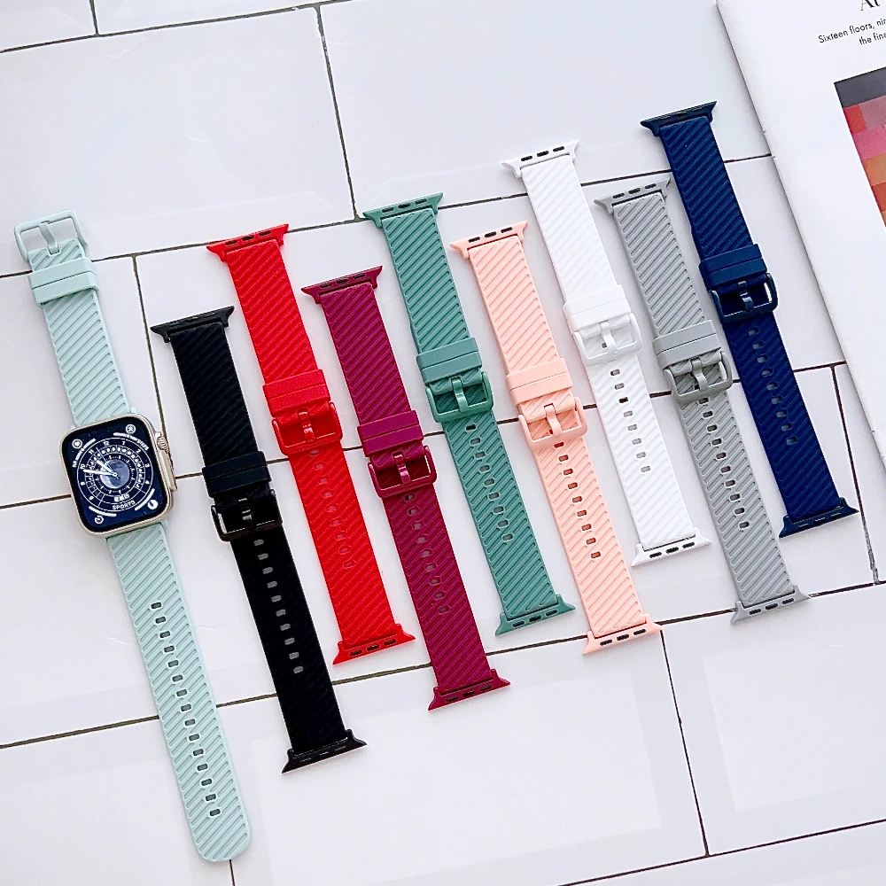 Correa For iWatch Series 7 6 SE 5 4 3 Soft Silicone Strap For Apple Watch 8 Ultra 49mm 45mm 41mm 42mm Bracelet Belt Accessories