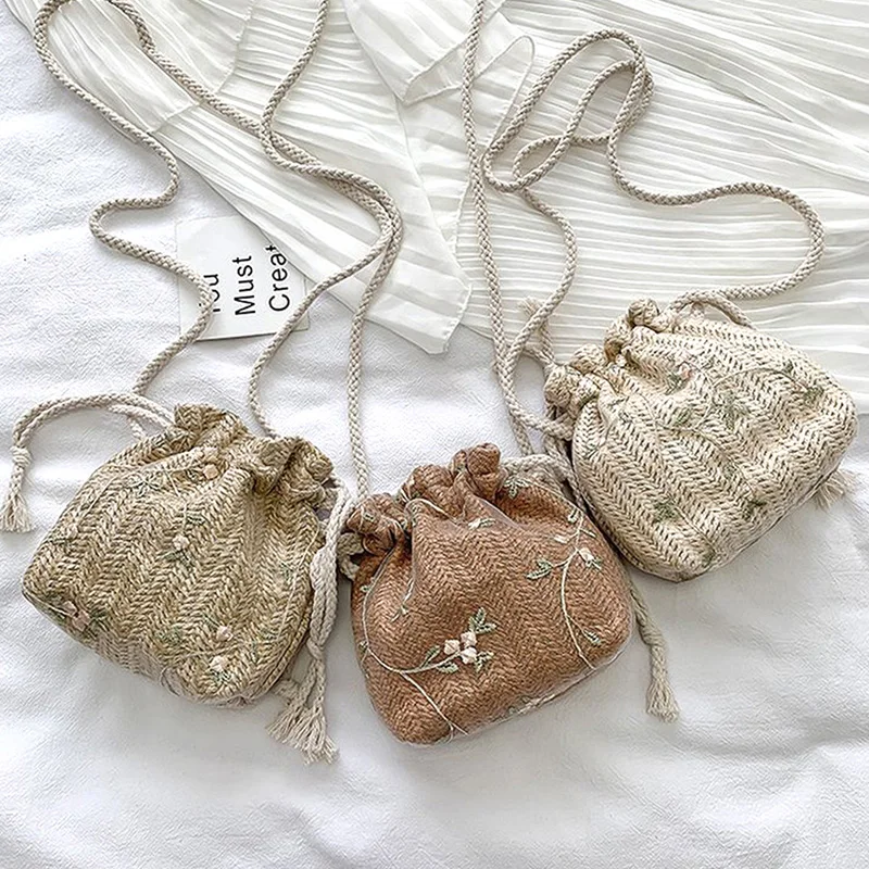 

Retro Ethnic Style Shoulder Bag for Women Girls Handmade Straw Weaven Small Drawstring Coins Purse Wallet Travel Beach Handbags