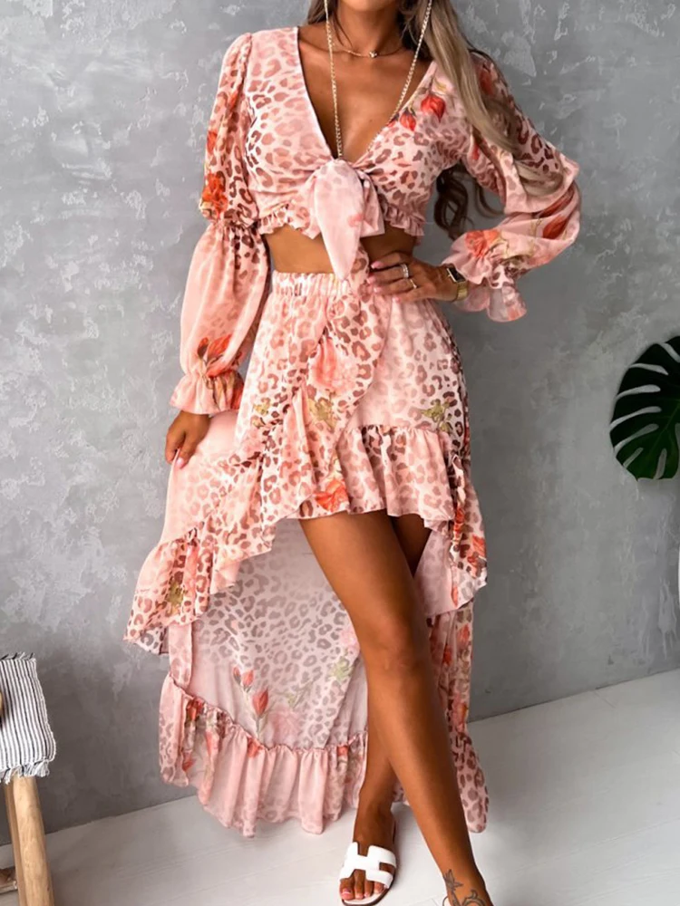 

Женский комплект из 2 предметов, кружевная короткая рубашка и длинная юбка асимметричного покроя с принтом спереди и сзади, лето