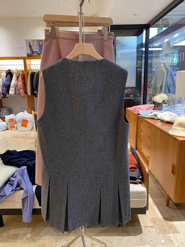 Серое платье без рукавов женское раннее осеннее дизайнерское в стиле ретро