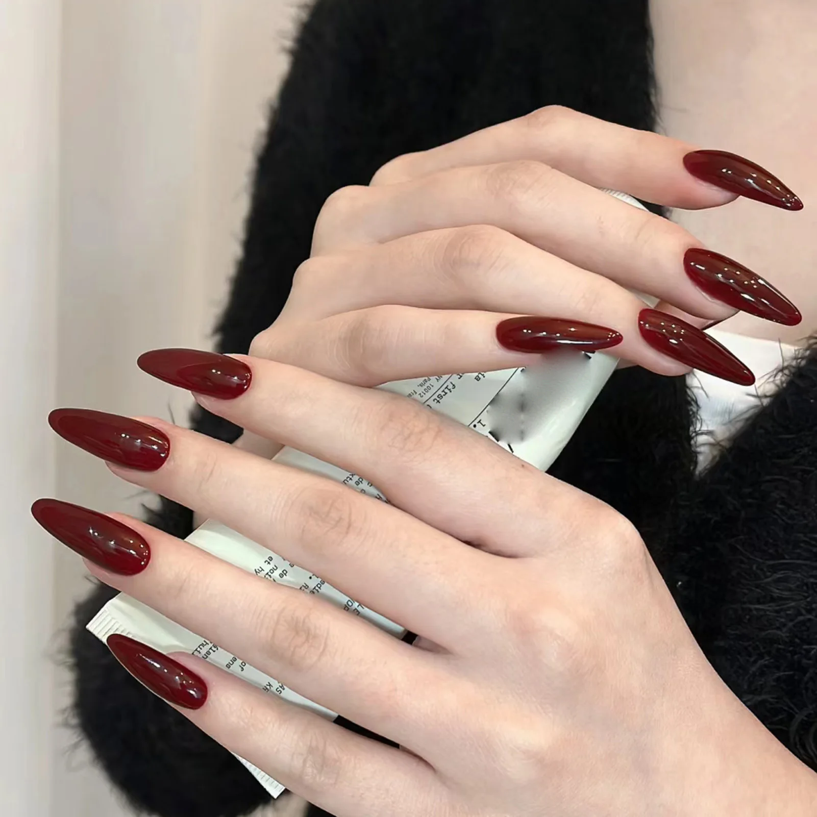 Wine Red Press on Nails Простые однотонные длинные миндалевидные накладные ногти для