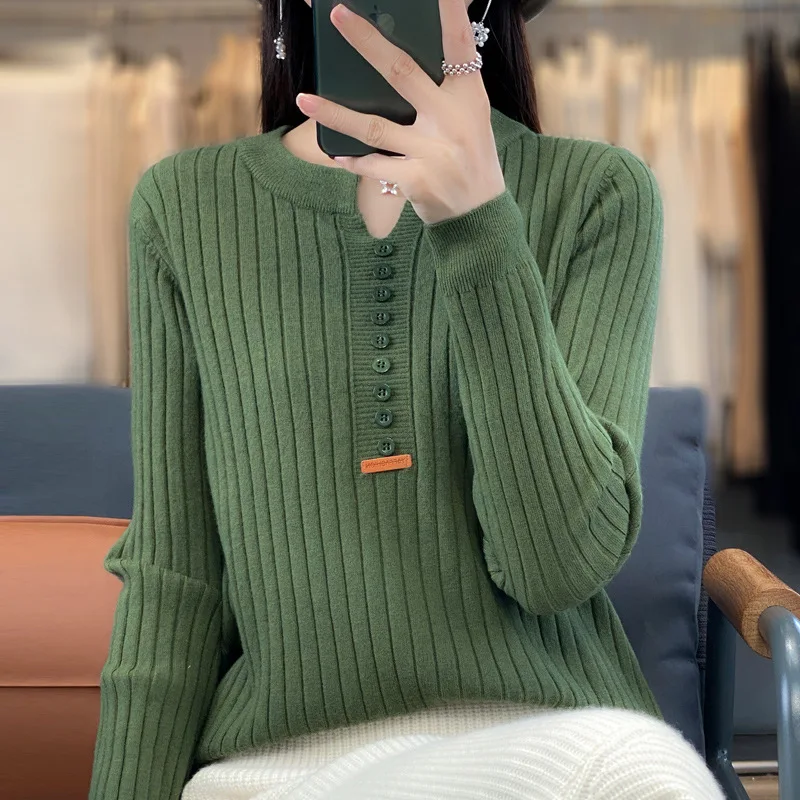 Женский трикотажный свитер с V-образным вырезом длинным рукавом