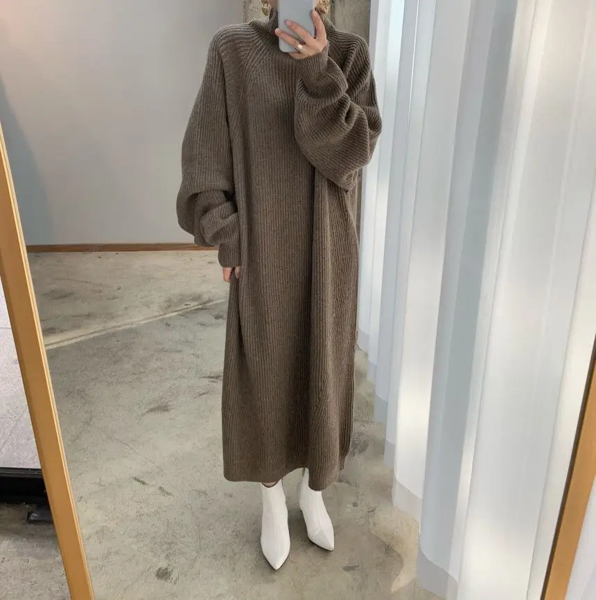 Корейская версия ленивое платье-свитер большого размера с длинными рукавами