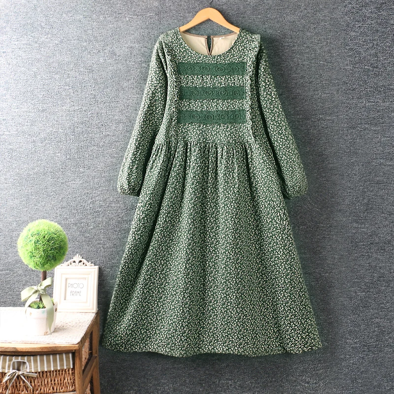 

Autumn New Vintage Floral Dress Women Round Neck Long Sleeve Midi Dress 2791