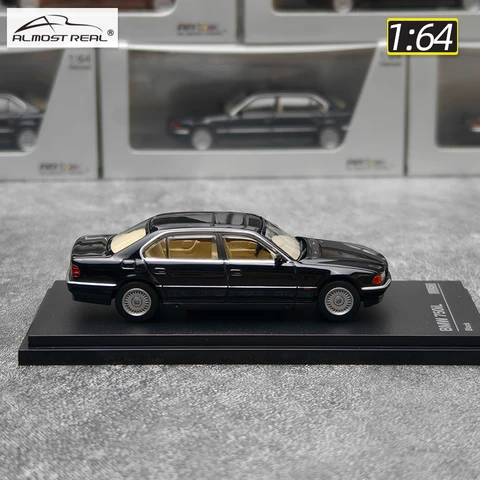 Масштабная модель BMW 750iL (E38) Almost Real 1:64 черного цвета