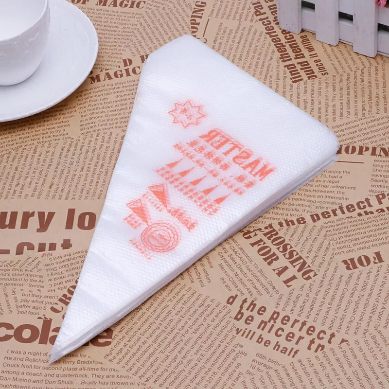 

New in 100Pcs/Pack Small Size Disposable Piping Bag Icing Fondant Cake Cream Decorating Pastry Tip Tool-Y102 christmas decoratio