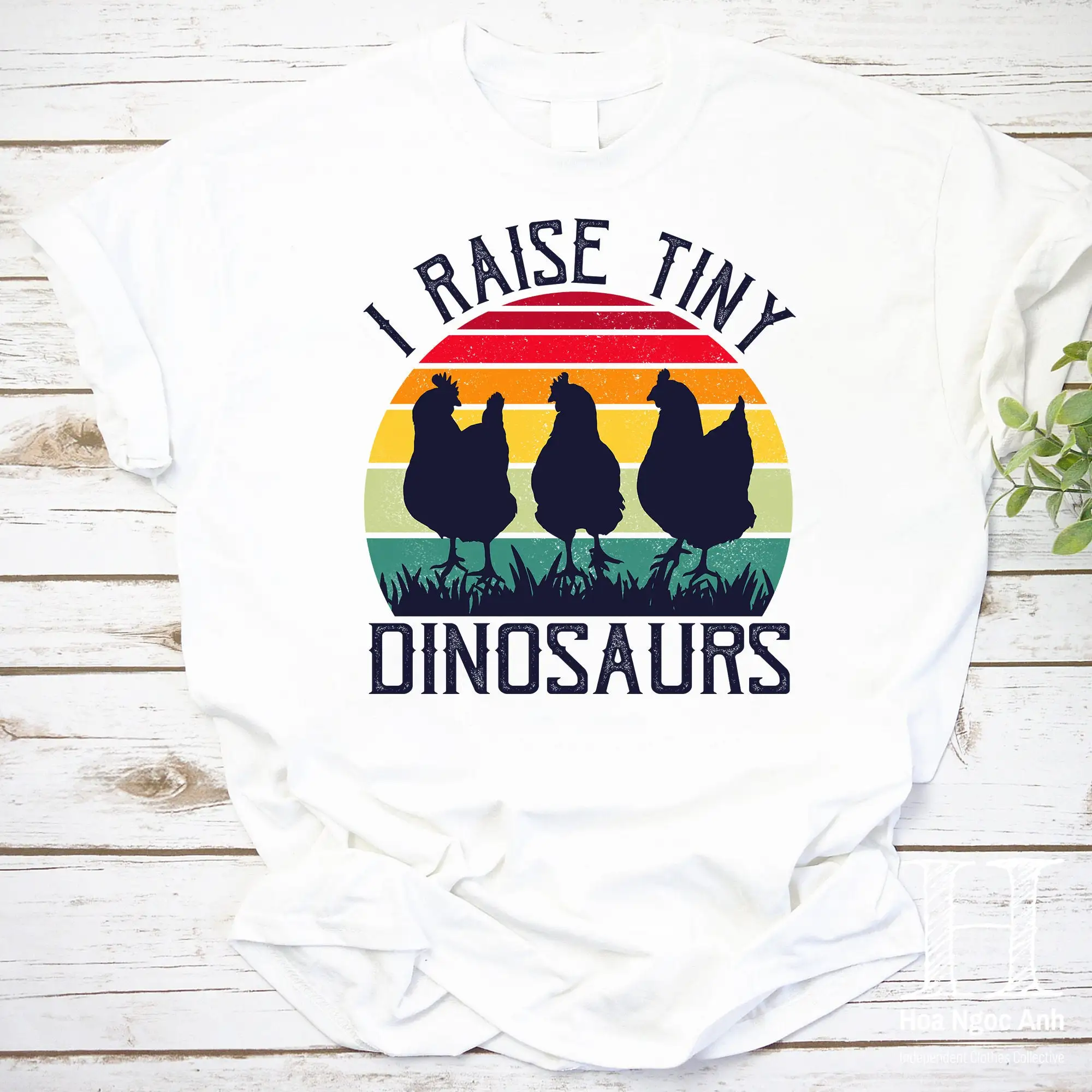 Я подняю крошечные динозавры курица ретро-фермер фермерский фермер винтажная