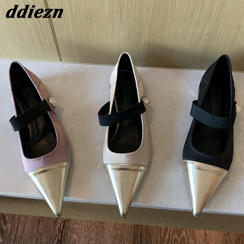 

Женские шёлковые сандалии на плоской подошве, с острым носком и пряжкой