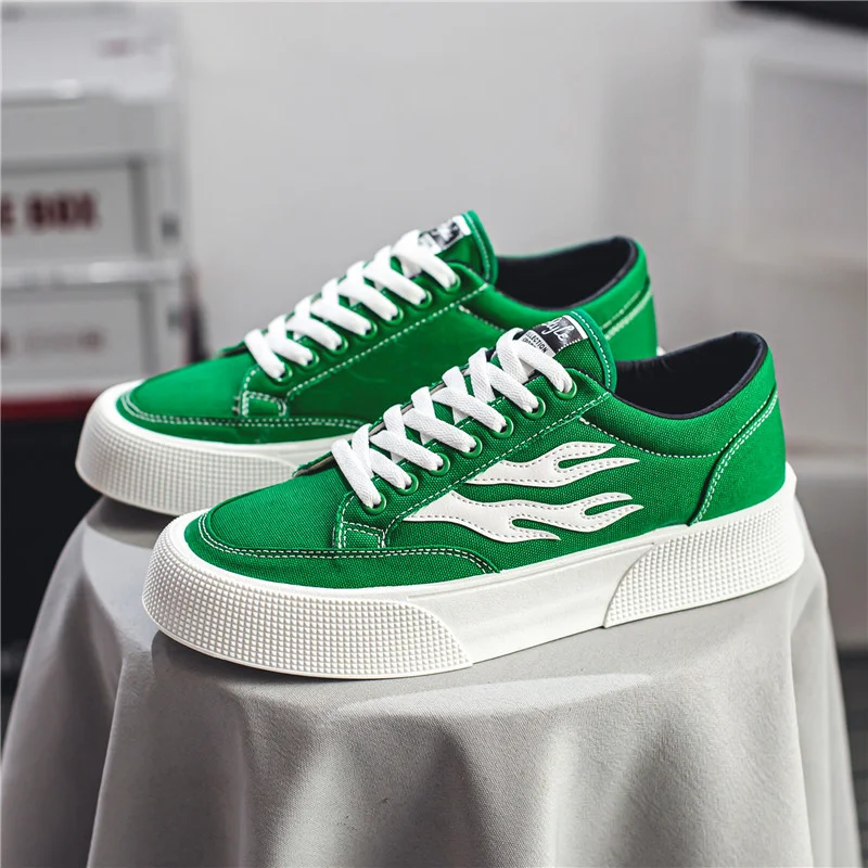 

Fashion Green Men Canvas Shoes Classic Breathle Canvas Sneakers Men Casual Shoes Street Hip hop Platform Vulcanized Shoes Men