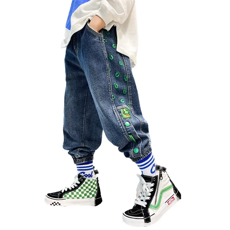 Купи Children's Trousers for Kids Boys Jeans Spring Autumn New Fashion Side Print Elastic Waist Pants Korean Casual Clothes 5-14Years за 905 рублей в магазине AliExpress