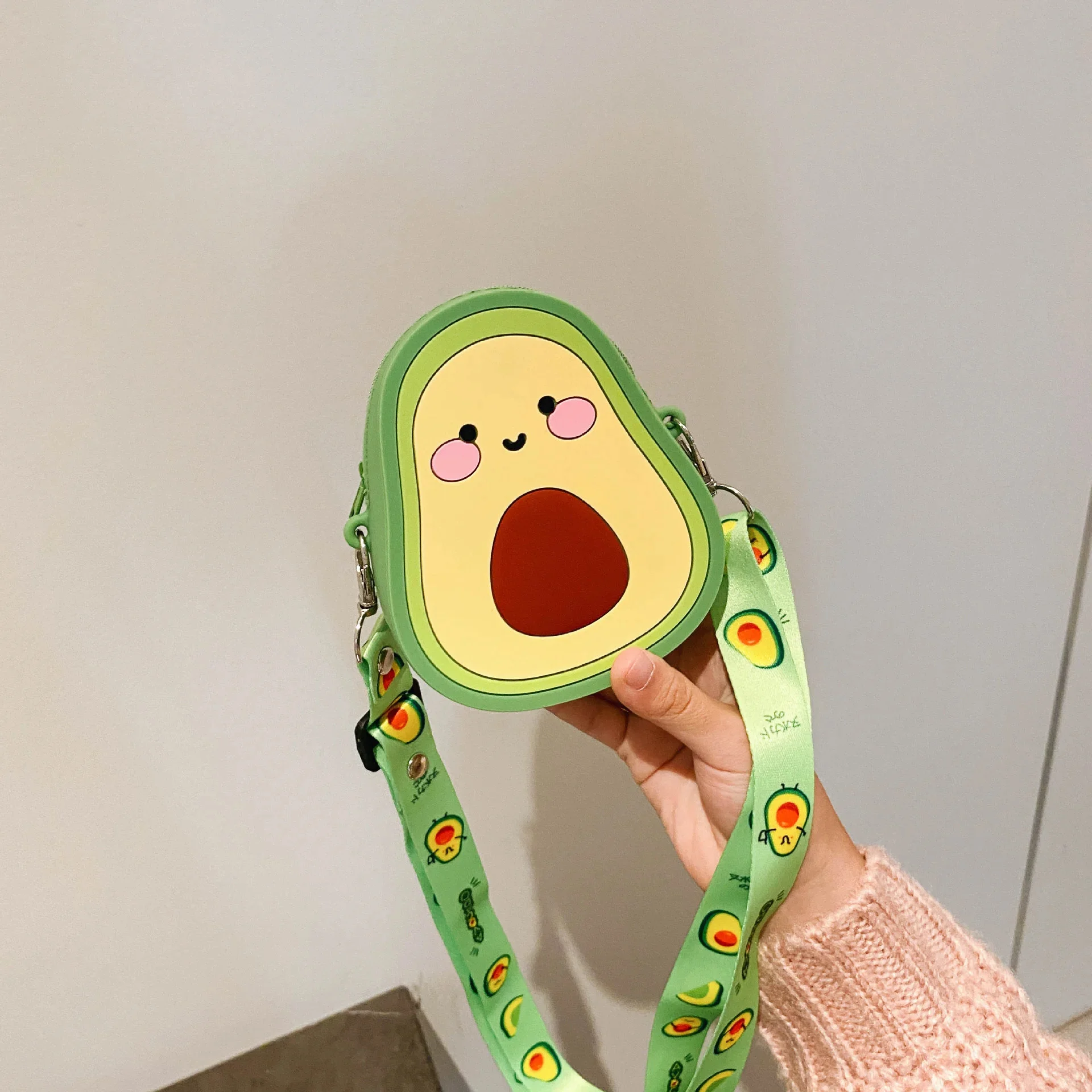 

Cute Fruit-shaped Coin Purse Handbag Silicone Mini Avocado Children Shoulder Diagonal Bag Girls Handbag Satchel Bolsas Femininas