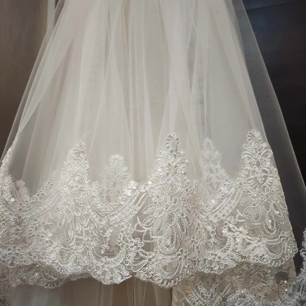Рисунок 5 - Роскошная плотная свадебная фата с блестками