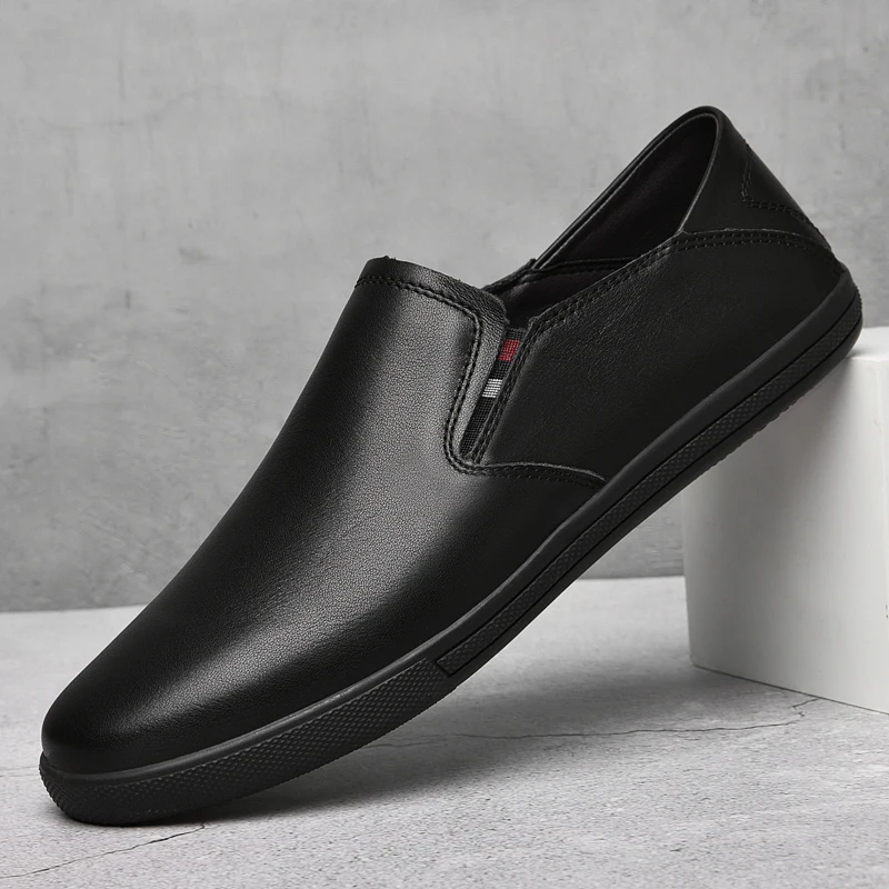 

Luxury Genuine Leather Business Men's Shoes New Slip on Loafers Breathable Men Casual Soft Driving Shoes Moccasins Driving Shoes