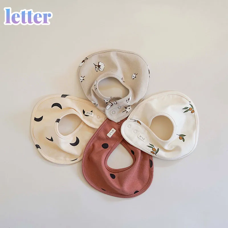

Fashion Newborn Kid Cotton Baby Bibs Cute Sweet Print Baby Feeding Burp Cloths Infant Lovely Bibs Saliva towel New born scarf
