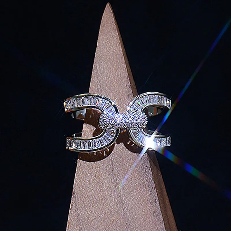 

2022 New Fashion Women Elegant Shiny Zircon Inlaid Hook-ups Opening Ring Women Temperament Wedding Delicate Opening Ring Jewelry