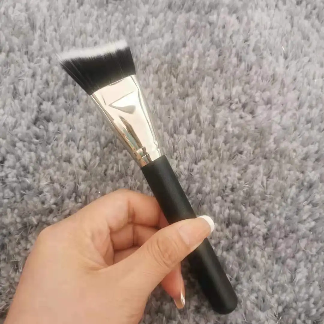 Полупостоянная кисть для контуринга лица C164 цвет в ассортименте