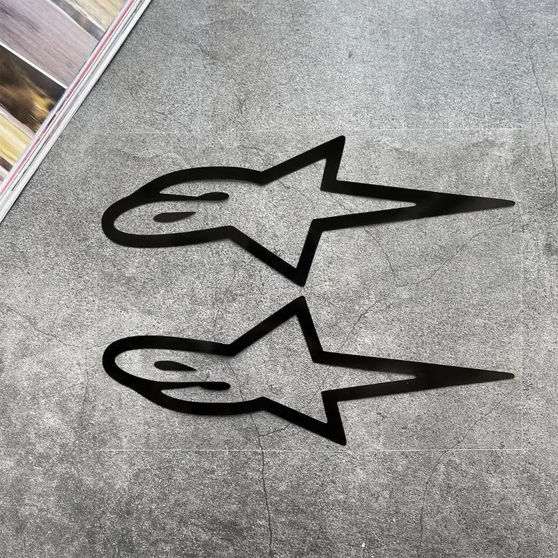 

1 пара светоотражающих наклеек для мотоцикла, шлемов для электрического скутера, наклейки на тело, лобовое стекло, топливный бак, авто бампер, декоративная наклейка для окна