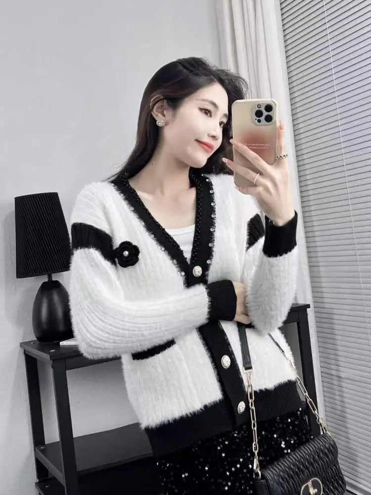 

Senior Sense of Small Perfume Cardigan Female 2023 Winter New Chic Circle Yarn Light Luxury Retro Temperament Short Jacket