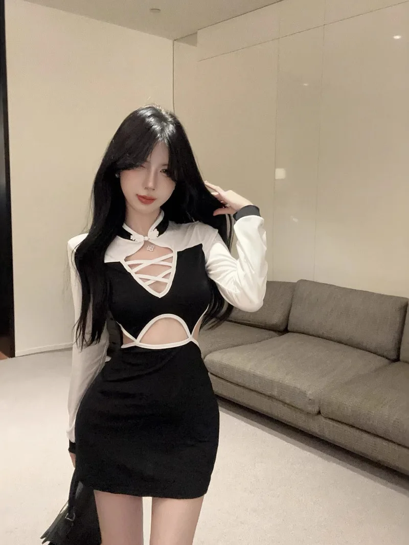 Версия дизайна корейское платье с воротником-стойкой и открытой спиной длинными