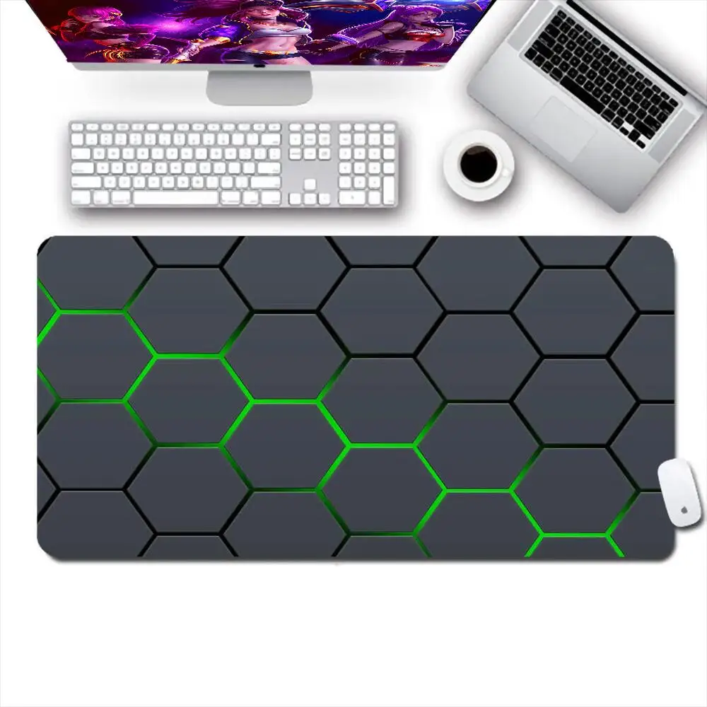 

Anime Geometric Mouse Pad Gaming Professional E-sports Gamers Speed Pc Rubber Keyboard Notbook Rug Desk Mat Mousepad for Cs/lol