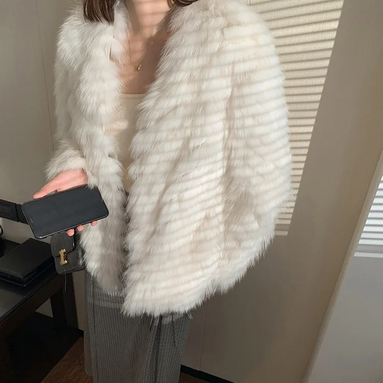2022 Real Fur Fox Fur coat new women's winter fur stripe coat