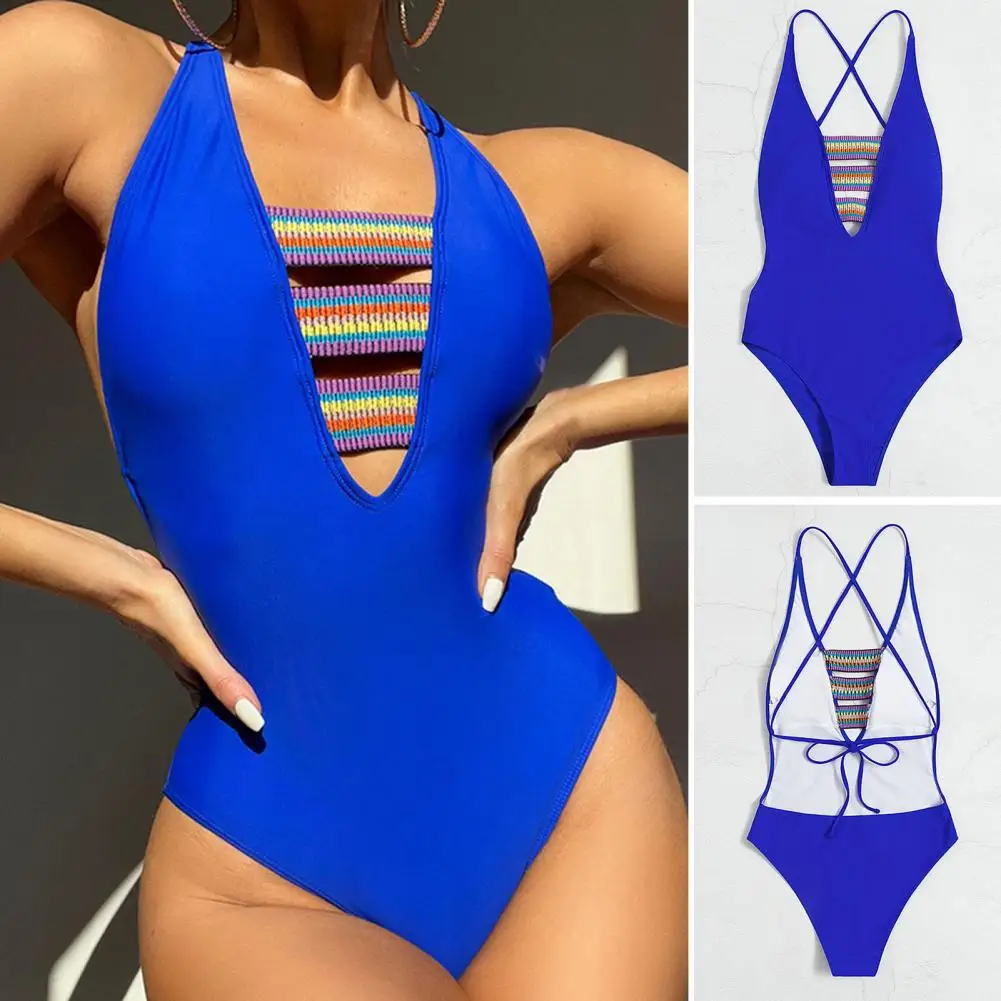 

Женское бикини с глубоким V-образным вырезом и подкладкой