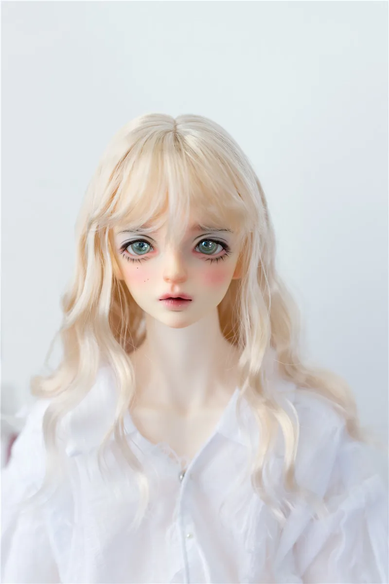 

BJD. SD. DD4 points 3 points baby wig milk silk medium length curly hair