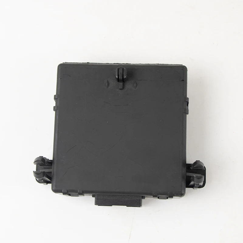 Фото Блок управления CanBus Gateway 3C0 907 530 E для контроллера VW PASSAT 3C0907530E №2
