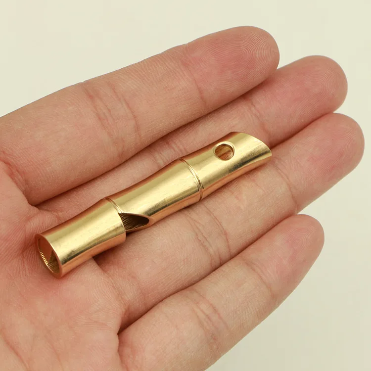 

2022 New 1pc Outdoor Hunting Whistle Duck Pheasant Wild Duck Wild Hunting Brass Whistle Decoy Hunter Tool Survival Whistle EDC