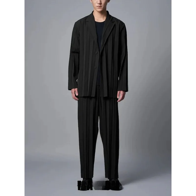 Фото Miyake плиссированный мужской новый повседневный костюм с лацканами и длинными рукавами, куртка, пальто, эластичный эластичный пояс, прямые брюки без морщин №1