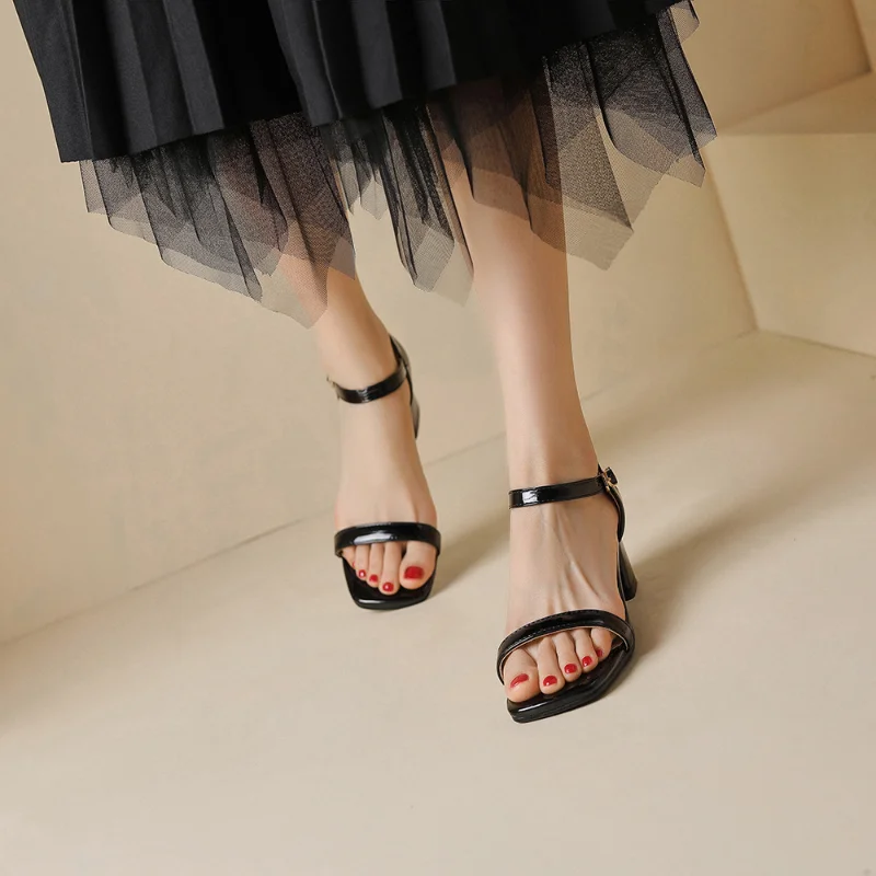 Women Patent Leather Sandals Party Office Solid Square Heel Female Shoe Mid-Heels Narrow Band Lady Shoes Buckle Strap Nude Shoes