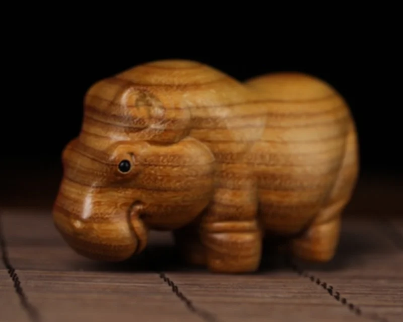 

Green sandalwood 6.7CM Hippo Wood Sculpture Animal Statue Collection Office Decoration Home Décor-# W147