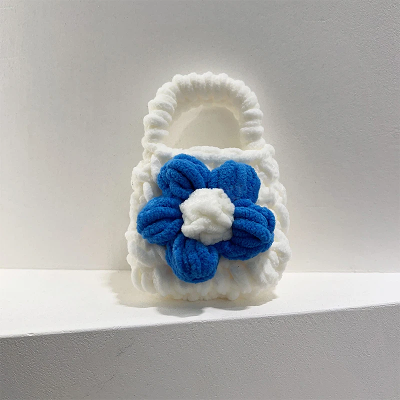 

Crocheted Earphone Case Cover Bag Pocket Handbag Mini Flower Gift Accessories Children's Handbag