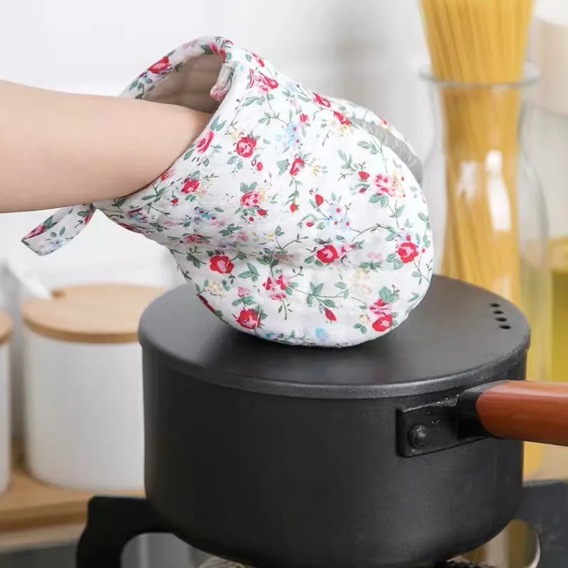 

BBQ Oven Gloves Fireproof Heat Resistant Gloves Oven Mitts Barbecue Heat Lnsulation Microwave Gloves for Import Only