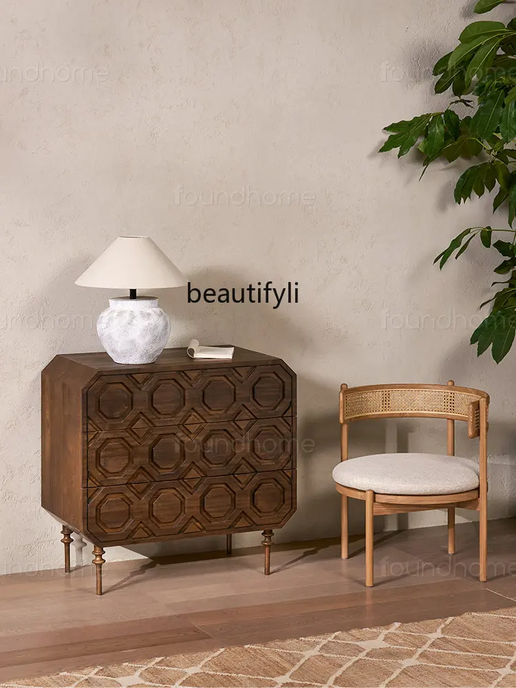 Шкаф-органайзер из массива дерева с тремя ведрами