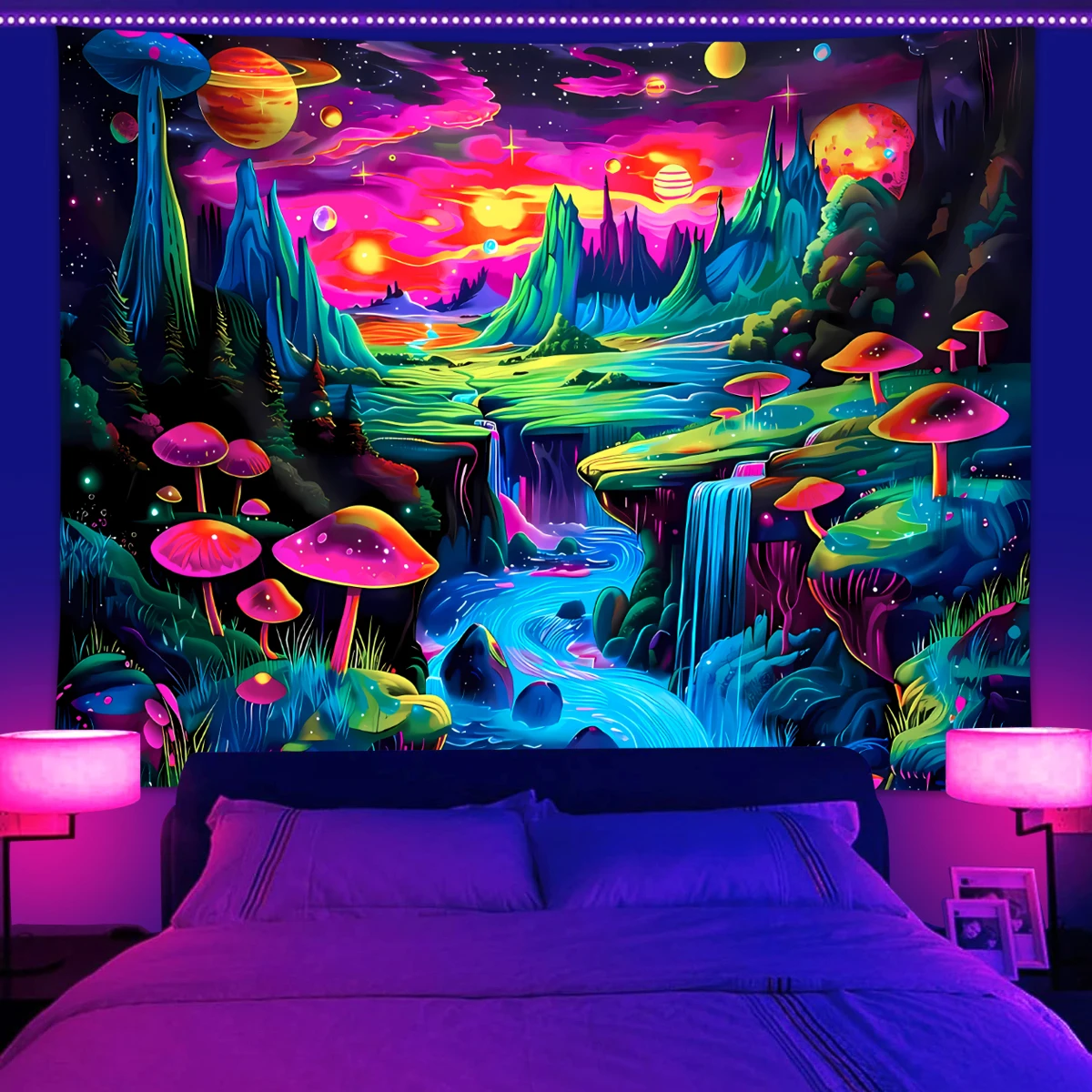 

Флуоресцентный гобелен в виде грибов