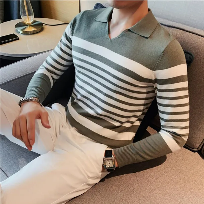 2022 British Style Men Winter Thermal Knit Sweater/Male Slim Fit Fashion Striped V-neck Knit Pullover Man Long-Sleeved Sweater